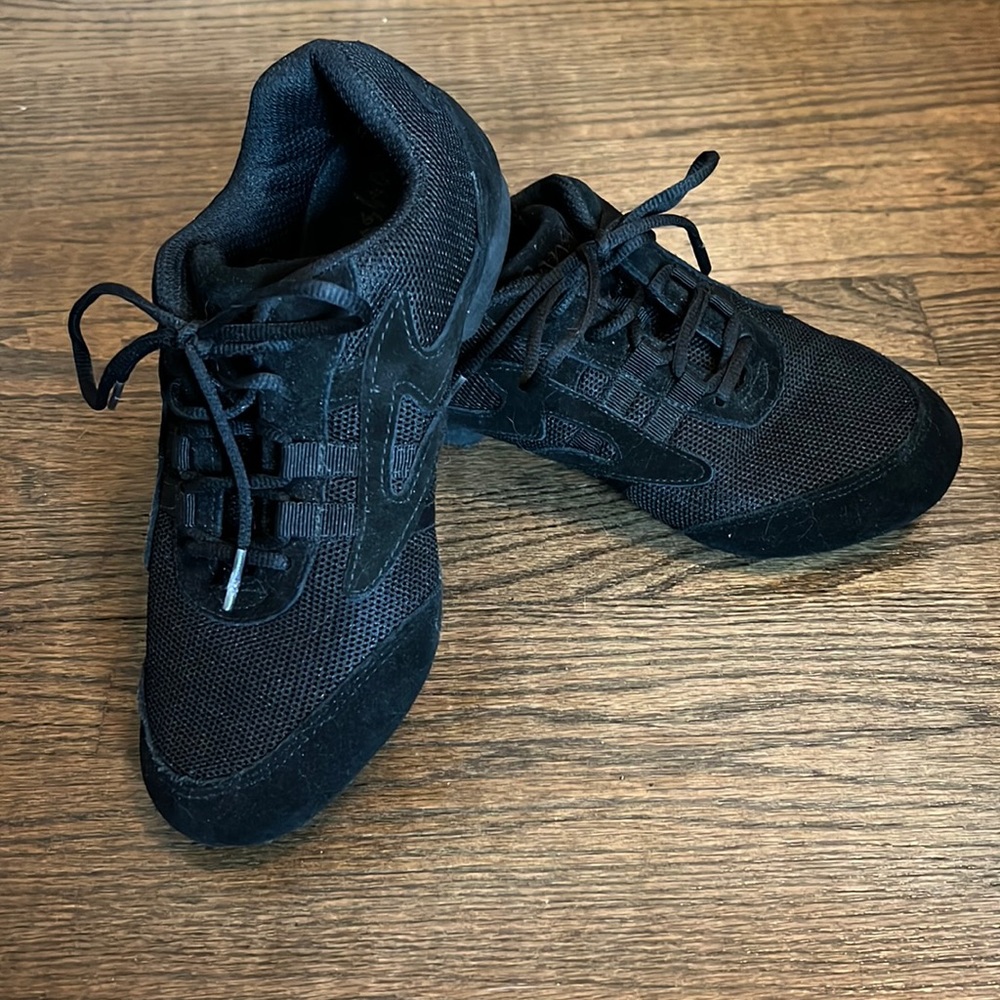 Sansha salsette dance sneakers